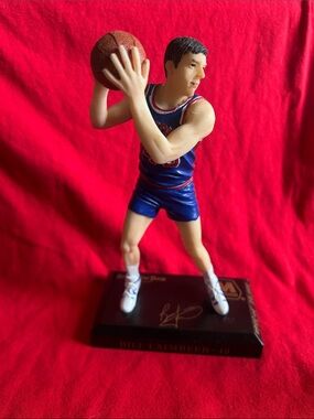Bill Laimbeer Basketball Figurine in Navy and Red